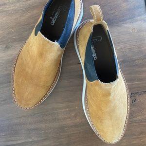 Flamingo suede shoes